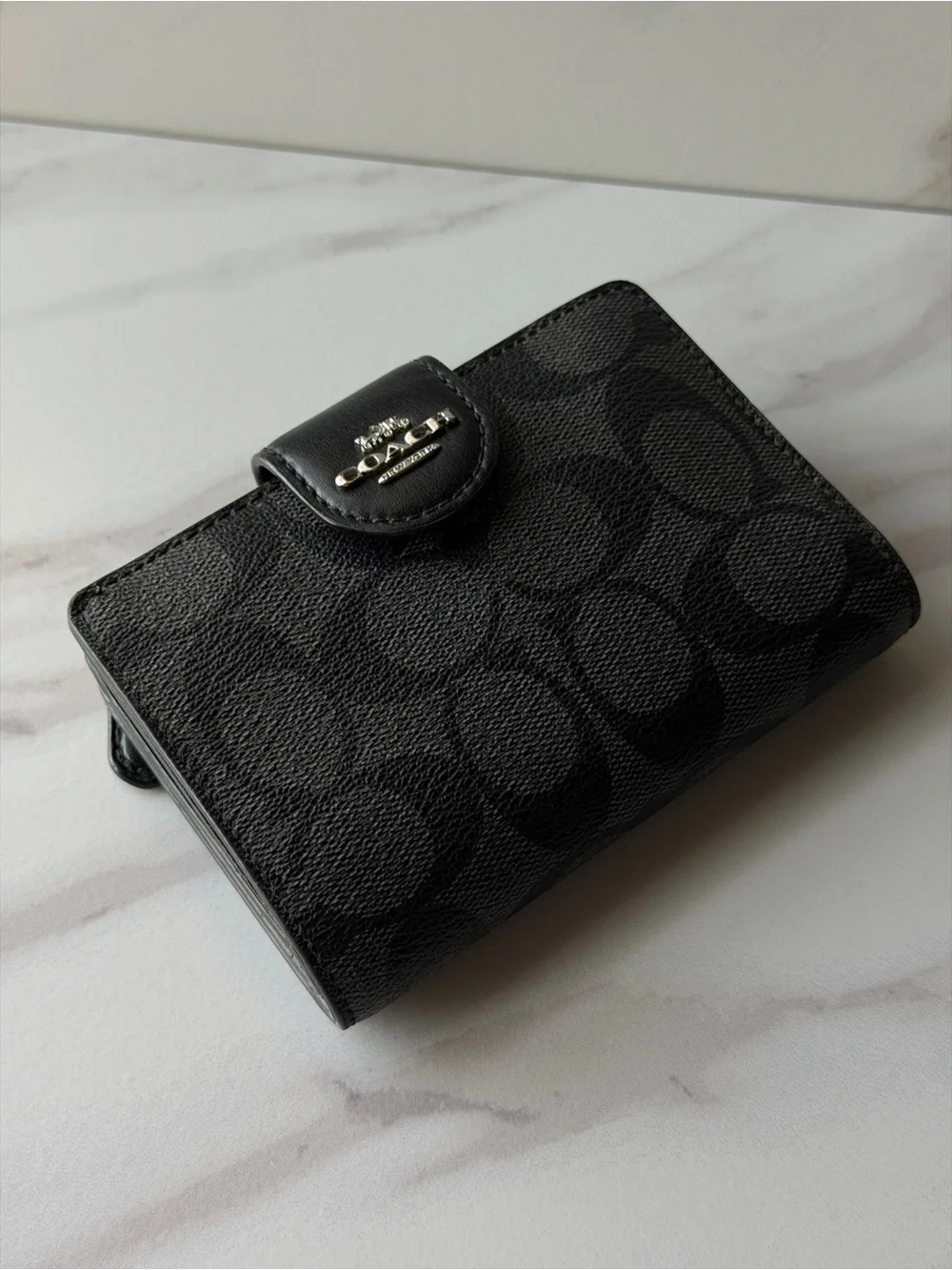 Coach Signature Medium Wallet